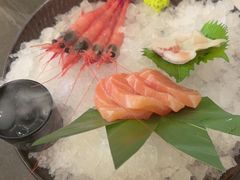 -牛YO寿喜烧·铁板烧和牛火锅自助(市府恒隆店)