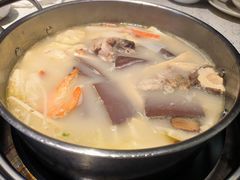-三人行骨头王火锅(长寿店)