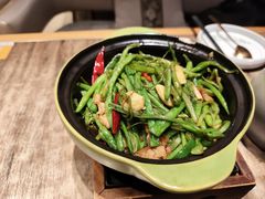 -云海肴·汽锅鸡·云南代表菜(浦江欢乐颂店)