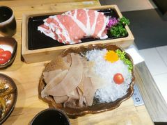 凑凑肥牛-湊湊火锅·茶憩(杭州湖滨银泰in77店)