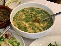 老青岛酸辣汤&nbsp;醒酒&nbsp;爽口&nbsp;汤-开海·红岛海鲜虾水饺(石老人店)