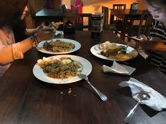 -Mamo Bar and Restaurant