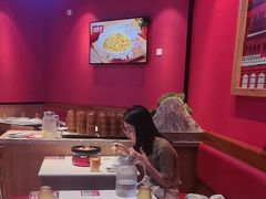 -渝是乎川渝小炒(新世界百货望京店)