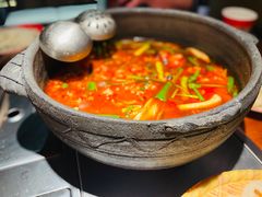 -夺欢喜贵州酸汤牛肉火锅(静安寺店)