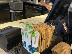 -瑞幸咖啡(东直门枢纽店)