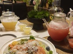 烟熏三文鱼沙拉-Fuzzy Bistro 浮几韩餐·茶酒馆