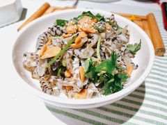 清心脆鱼皮-渔语鱼新川菜Bistro(万象天地店)