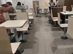 -麦当劳(西客站店)