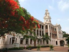 -香港大学
