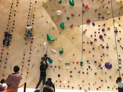 -ROCKPLUS攀岩馆(环宇城店)
