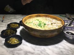 -轻捞慢起面馆(新世界百货店)