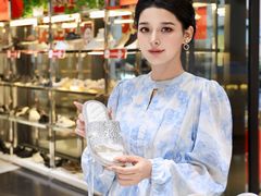 -首创奥特莱斯(西安店)