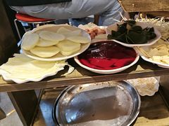 -肖肖酸萝卜鱼火锅(总店)