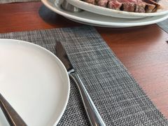 -MONICH牛排融合餐厅(和义大道购物中心店)