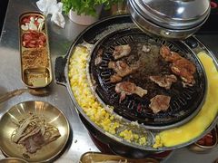 -胡悦里韩式烤肉(芝罘万达广场店)