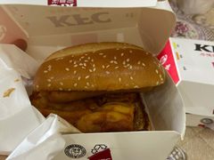 无肉不欢饿霸堡-肯德基(银都广场店)