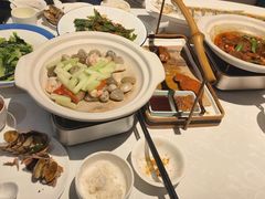 -香山湖家家宴(中山陵店)