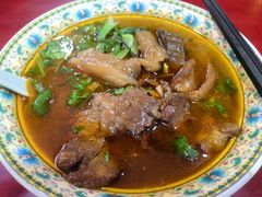-金杨拉面王小吃面馆·牛三宝面·红烧牛肉粉