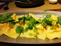 龙虾饺子-Carbon莫卡哆·意大利复古集市餐厅(杭州大厦店)