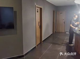 「VanCat梵猫(温岭九龙店)」最近在附近办事情
