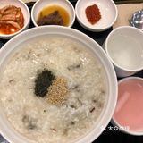 在明洞吃了几次“假本粥