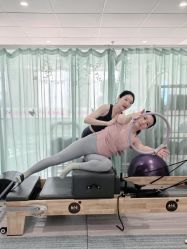 -爱尔乐美孕产瑜伽·普拉提