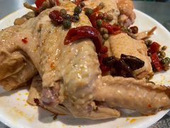 麻辣鸡翅-梁老三麻辣鸡头总店
