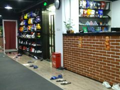 -FIGHTMAN格斗俱乐部(长宁临空店)