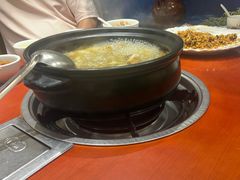 -菌之家·专业纯野生菌火锅·特色炒菌