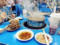 -马路边边麻辣烫串串火锅(体育西路店)