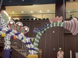 -MELAND CLUB•花园城堡主题亲子乐园•派对•餐厅(广州乐峰广场旗舰店)