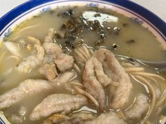 -明呈黄鱼面馆(斜土路店)