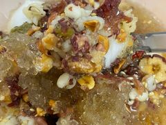 玫瑰老糖带馅冰汤圆-徐元记贵州拌面(小十字店)