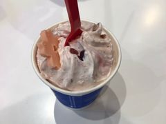 双迷你红丝绒暴风雪-DQ·蛋糕·冰淇淋(鸿坤店)