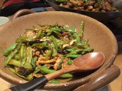 -丹江口渔村·湘味厨房(桃园店)