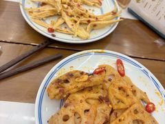 -邱芳粉店(迎宾大道旗舰店)