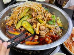 -周良天山牛杂城(天山路总店)