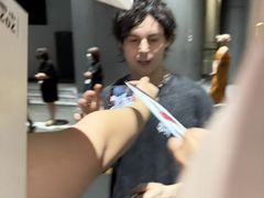 -交通银行前滩31演艺中心