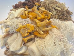 -黔蘑菇四季餐厅(观山湖店)