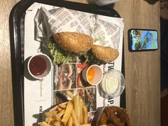 -The Habit Burger Grill 哈比特汉堡(复兴soho店)