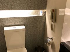 -上海虹桥西郊假日酒店