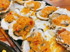 蒜泥生蚝-老东镇啤酒屋海鲜加工·蒸汽海鲜·海鲜烧烤(台东店)