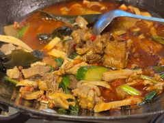 -富正毅三下锅·湘西韵味(天门山索道店)