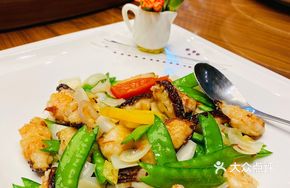 Squid, Lily Bulb, and Morel Mushroom Stir-fry