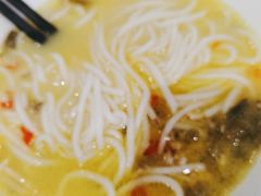 -灵芝妹子海鲜米线(凯德和平广场店)