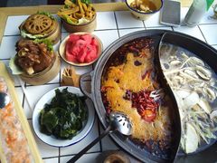 -瓜西西重庆火锅(花溪店)