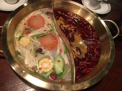 -重庆爽翻天老火锅(临平万达广场店)