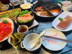 小嫩牛专利T型锅（一锅三吃）-热火朝天鲜切牛肉火锅(南强街巷店)