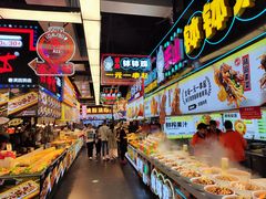 -黄兴南路步行商业街