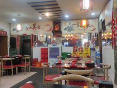 -烧哥美蛙肥肠鱼火锅·十五年社区店